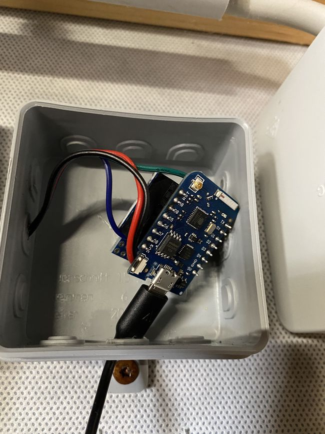 Photo of Wemo D1 microcontroller microcontroller watertank sensor